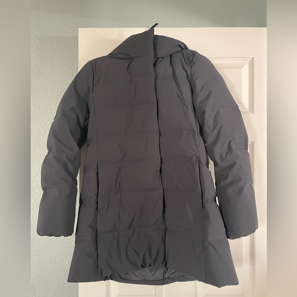Black Uniqlo Down Winter Jacket